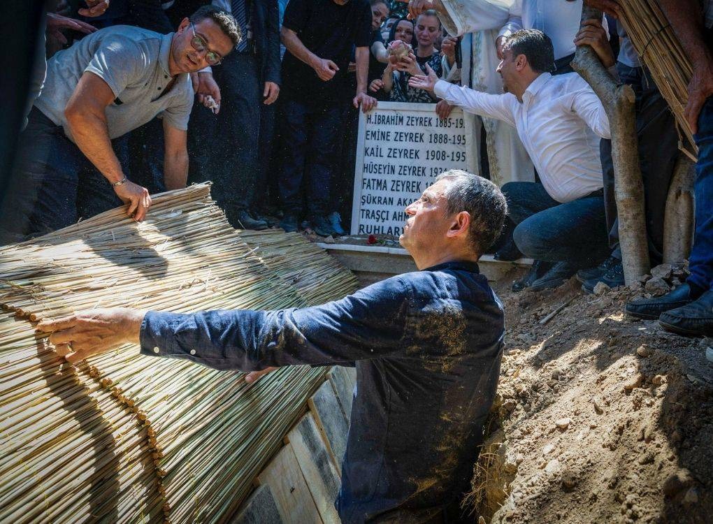 CHP Genel Başkanı Özgür Özel, sosyal medya hesabı üzerinden yayınladığı
