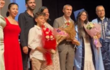 Gazi Üniversitesi Sosyal Bilimler Fakültesi’nde düzenlenen mezuniyet töreninde fakülte birinciliğini