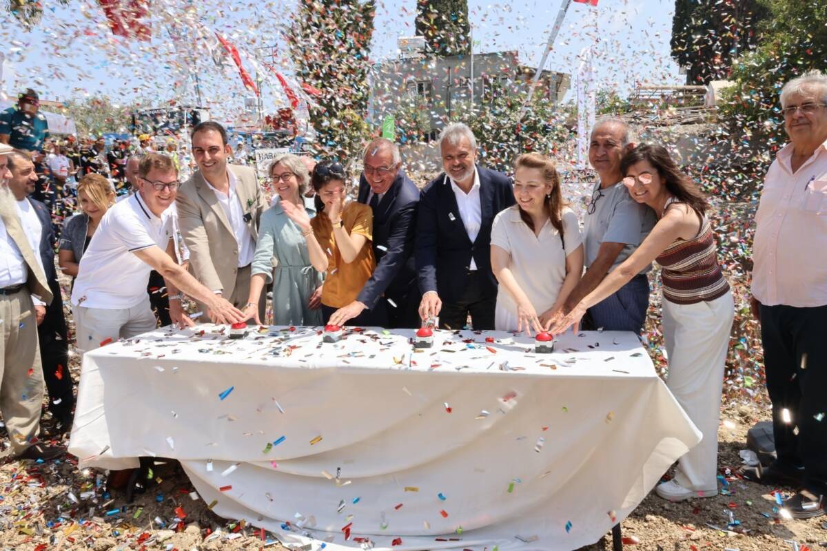 Hatay Büyükşehir Belediyesi, Defne Belediyesi ve Dünya Çocukları Vakfı iş