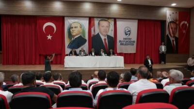 Hatay Büyükşehir Belediye (HBB) Başkanı Mehmet Öntürk, vatandaşların sorunlarını doğrudan