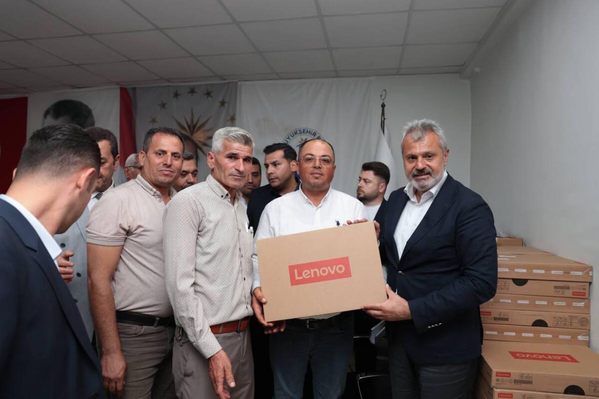 Hatay Büyükşehir Belediye Başkanı Mehmet Öntürk, Hatay genelinde sürdürülen yeniden