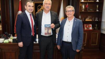 Emekli Tuğgeneral, strateji uzmanı, tarihçi ve İstanbul Aydın Üniversitesi öğretim