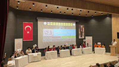 Antakya ilçesindeki lise öğrencileri arasında düzenlenen “Bana Antakya’yı Anlatır mısın?”