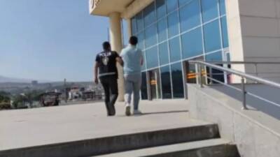 Hatay Emniyet Müdürlüğü ekipleri, aranan şahısların yakalanmasına yönelik yürüttükleri operasyonlar