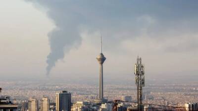 ABD Başkanı Trump’ın duyurduğu İsrail-İran ateşkesi resmen başladı. Ancak taraflar,