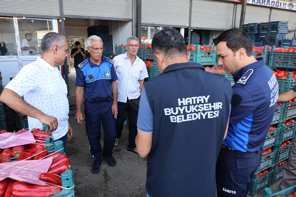 Hatay Büyükşehir Belediyesi (HBB), il genelinde gıda güvenliği ve tüketici