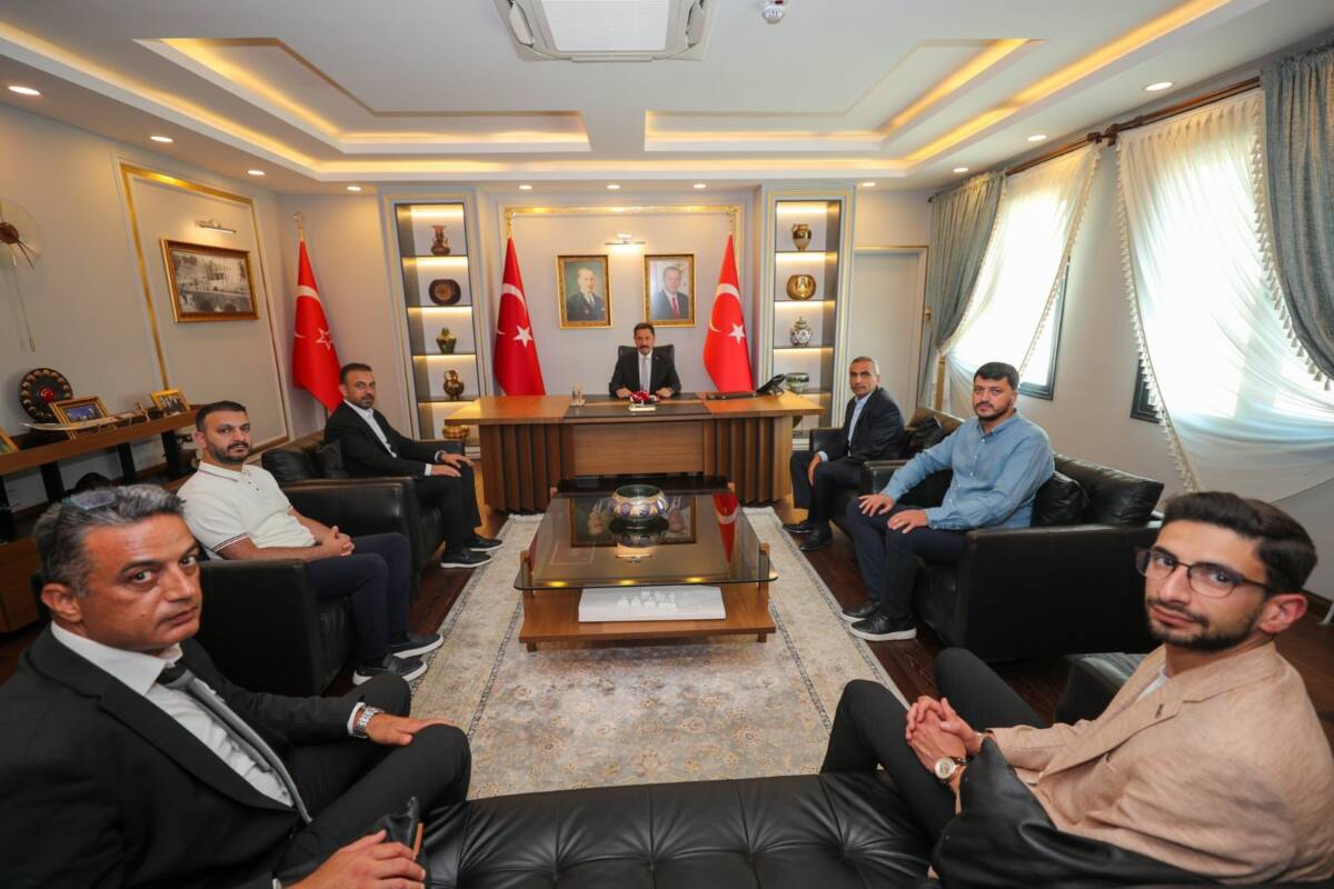 Hatay Valisi Mustafa Masatlı, Hatay Ayakkabı İmalatçıları Esnaf ve Sanatkârlar