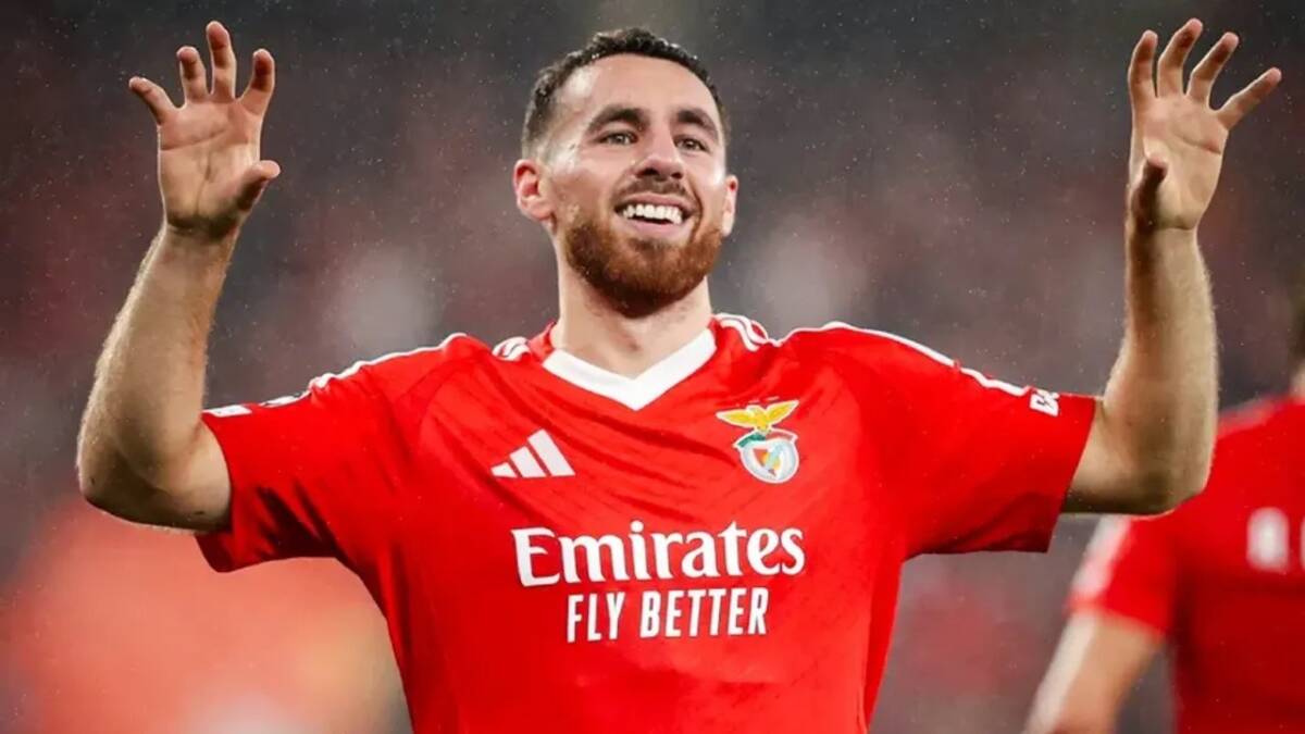 Yeni sezon hazırlıklarını sürdüren Fenerbahçe, teknik direktör Jose Mourinho’nun talepleri