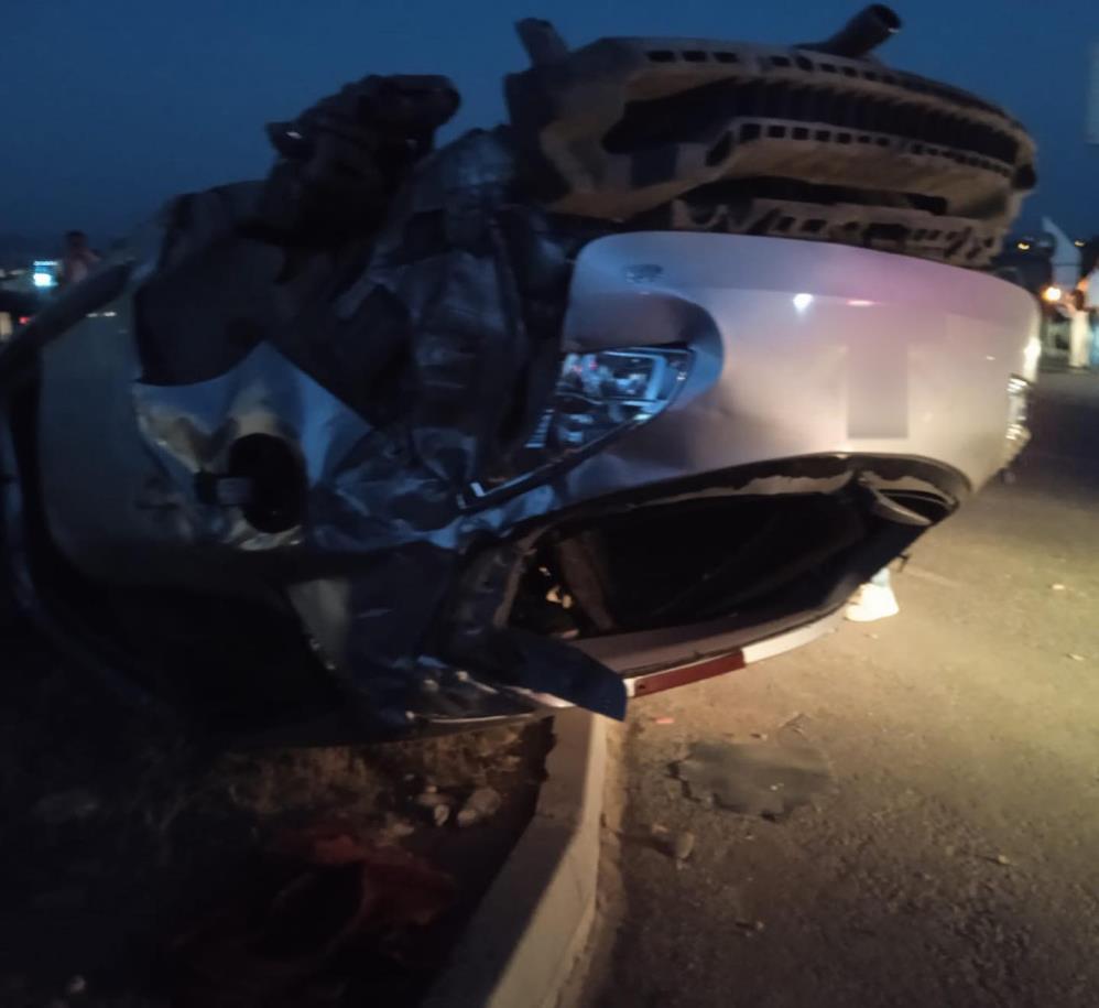 Hatay’ın Kırıkhan ilçesinde meydana gelen trafik kazasında, kontrolden çıkan bir