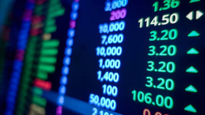 Son üç gündür karşılıklı füze saldırılarıyla gerilen İsrail ile İran