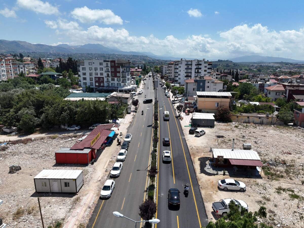 Hatay Büyükşehir Belediyesi (HBB), il genelinde trafik akışını rahatlatmak ve