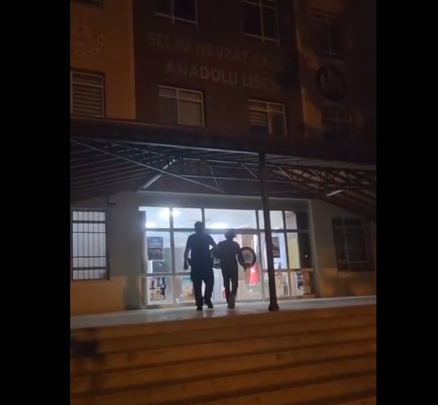 Hatay Emniyet Müdürlüğü’nün aranan şahıslara yönelik çalışmaları sonuç verdi. Hatay