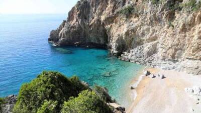 Türkiye, sahip olduğu 577 Mavi Bayraklı plaj ile Akdeniz ülkeleri