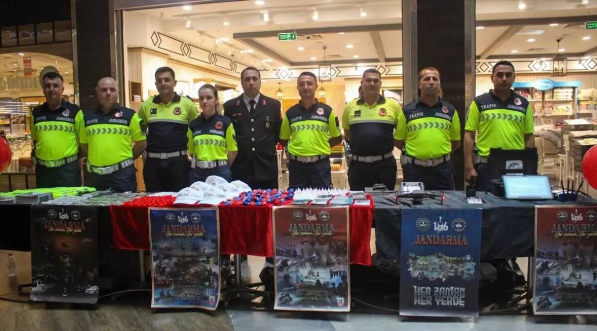 Hatay’ın İskenderun ilçesinde Jandarma Teşkilatı’nın 186. kuruluş yılı görkemli bir