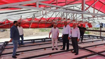 Kumlu Belediye Başkanı İbrahim Paç, ilçeye kazandırılacak olan Tigem Lunapark