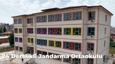 Hatay’ın Reyhanlı ilçesinde yapımı devam eden 24 derslikli Jandarma Ortaokulu,