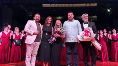 Hatay Büyükşehir Belediyesi (HBB) bünyesinde kurulan Çok Sesli Korosu, ilk