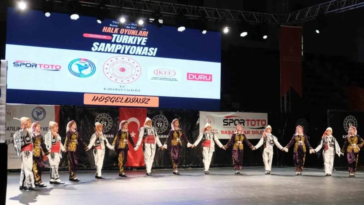 Türkiye Halk Oyunları Federasyonu tarafından düzenlenen Halk Oyunları Yıldızlar Türkiye