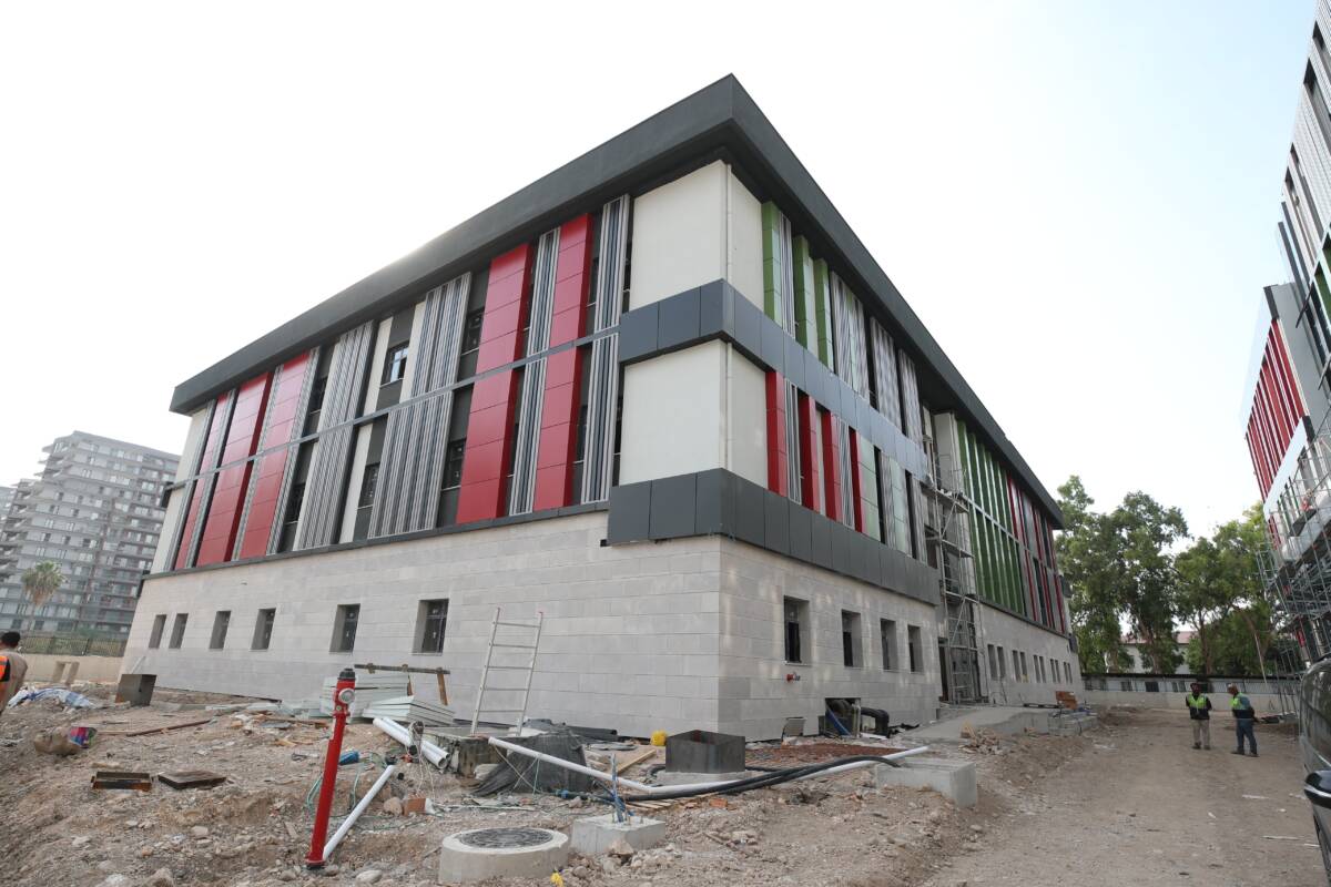 Hatay’ın Antakya ve İskenderun ilçelerinde Toplu Konut İdaresi Başkanlığı (TOKİ)