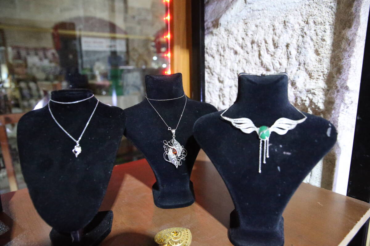 Hatay’da uzun yıllar boyunca kuyumculuk teknolojisi alanında usta öğreticilik yapan