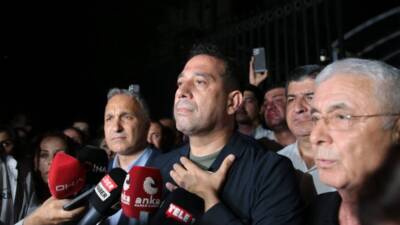 Antalya Büyükşehir Belediye Başkanı Muhittin Böcek’in “rüşvet” soruşturması kapsamında tutuklanmasına