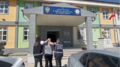 Hatay Emniyet Müdürlüğü ekipleri, aranan şahısların yakalanmasına yönelik çalışmalarını aralıksız