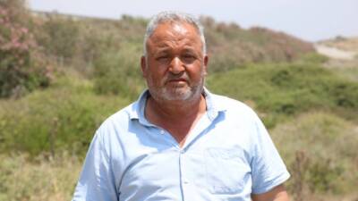 Hatay’ın Erzin ilçesine bağlı Turunçlu Mahallesi’nde merada otlatılan keçilerin toplu