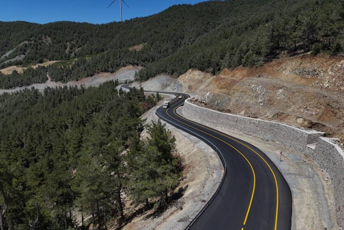 Hatay Büyükşehir Belediyesi (HBB) tarafından yapımı tamamlanmak üzere olan Arsuz-Madenli