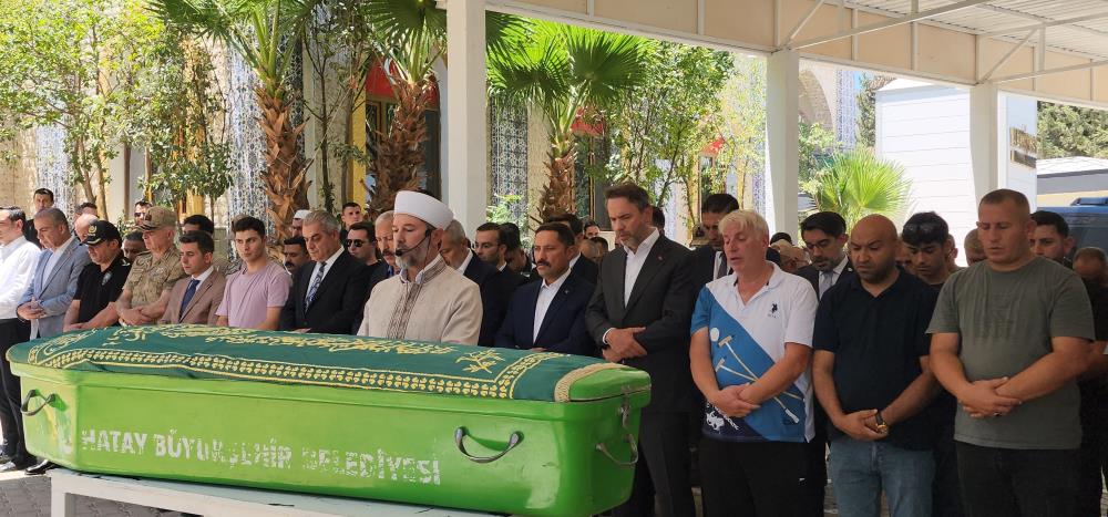 Hatay’ın Kırıkhan ilçesinde hayatını kaybeden 83 yaşındaki Hatice Yıldız, yeğeni