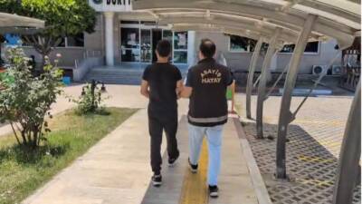 Hatay Emniyet Müdürlüğü ekipleri, aranan şahısların yakalanmasına yönelik yürüttüğü başarılı