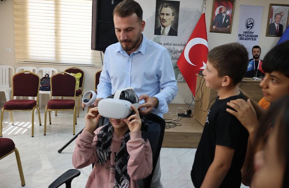 Hatay Büyükşehir Belediyesi (HBB), çocukların yaz tatilini hem eğlenceli hem