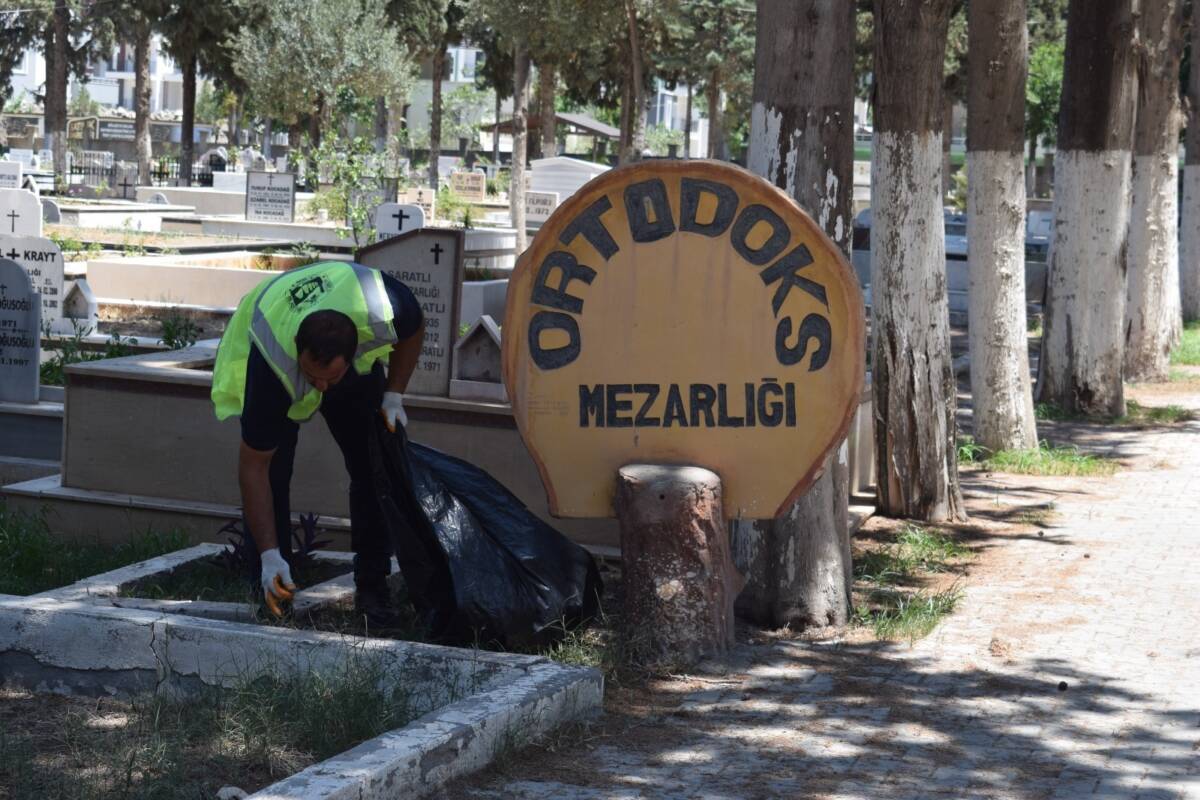 Hatay Büyükşehir Belediyesi (HBB), kent genelindeki mezarlıklarda vatandaşların huzurlu ve