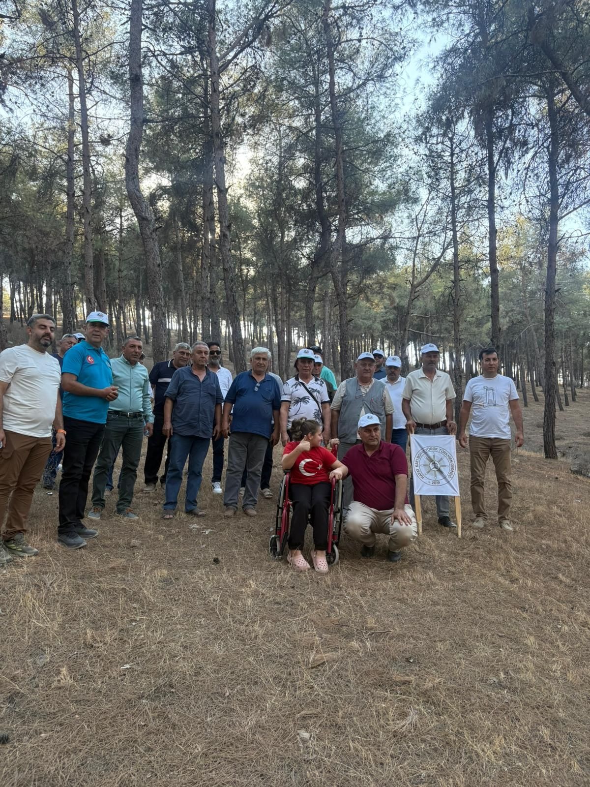 Kırıkhan’da köy evleri yapımı gerekçesiyle mesire alanında gerçekleştirilen ağaç kesimine
