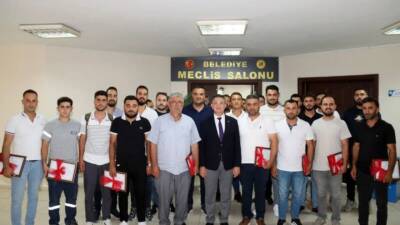 Hatay’ın Dörtyol ilçesinde çıkan orman yangınına gönüllü olarak müdahale eden