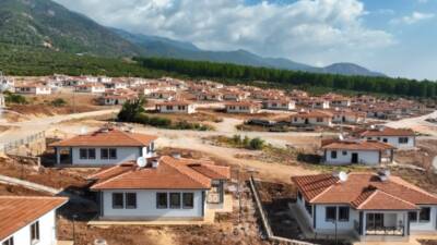 Hatay’da deprem sonrası tamamlanan konutlar, vatandaşlar için yeni bir umut