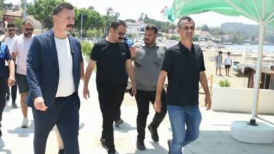 Arsuz Belediyesi, Uluçınar Mahallesi’nde vatandaşların deniz keyfini doyasıya yaşayabileceği yeni