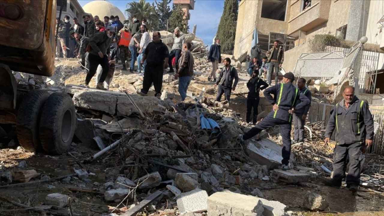 ABD Dışişleri Bakanlığı, Suriye’de şiddetlenen çatışmalara dikkat çekerek, ülkede bulunan