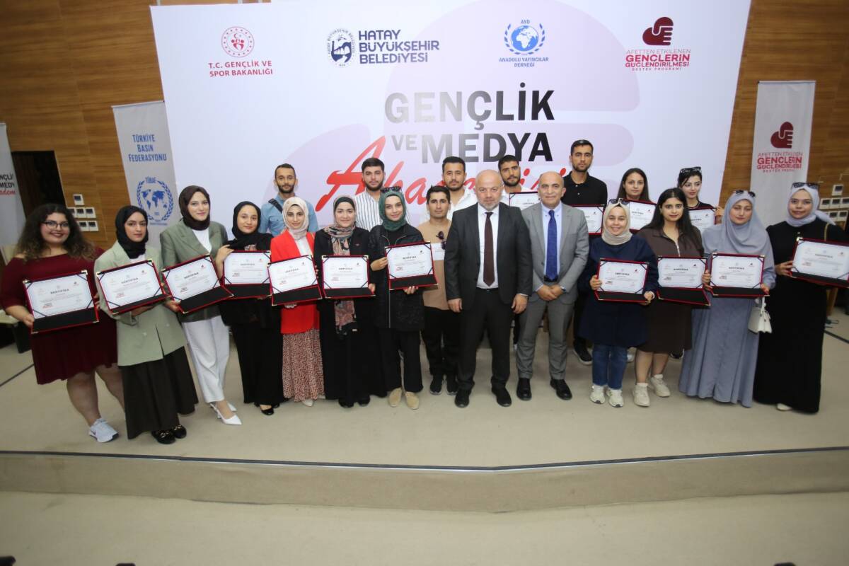 Anadolu Yayıncılar Derneği öncülüğünde, Türkiye Basın Federasyonu (TÜBAF) katkıları ve