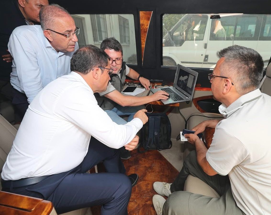 Hatay’ın çeşitli bölgelerinde etkili olan orman yangınları sonrası Antakya Belediyesi’nden