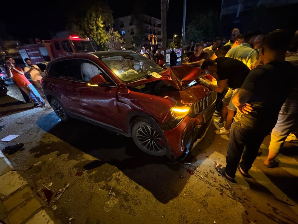 Hatay’ın Reyhanlı ilçesinde meydana gelen trafik kazasında kontrolden çıkan otomobil,