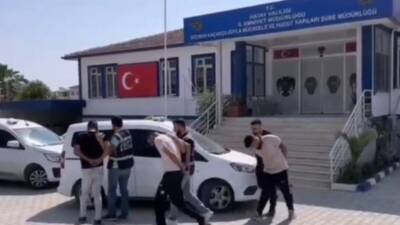 Hatay Emniyet Müdürlüğü ekipleri, göçmen kaçakçılığına yönelik yürüttüğü başarılı çalışmalar