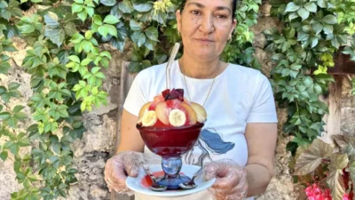 Hatay’ın Payas ilçesinde yaşayan 3 çocuk annesi Cemile Örek, eşinin