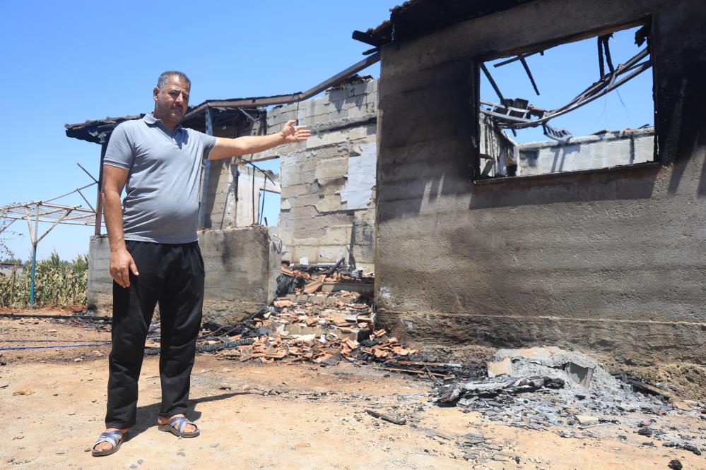 Deprem sonrası inşa ettiği evi yanan inşaat ustası Rıdvan Demir: