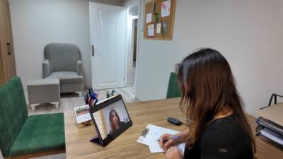 Hatay Büyükşehir Belediyesi, vatandaşların ruhsal iyiliğini artırmak amacıyla ücretsiz online