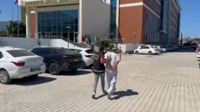   Hatay Emniyet Müdürlüğü ekipleri, aranan şahıslara yönelik yürüttüğü çalışmalar