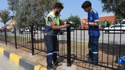 Hatay Büyükşehir Belediyesi (HBB), İskenderun’un şehir girişlerinde hem trafik güvenliğini