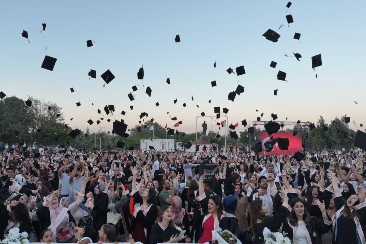 Hatay Mustafa Kemal Üniversitesi (HMKÜ), 2024-2025 eğitim öğretim dönemini tamamlayan