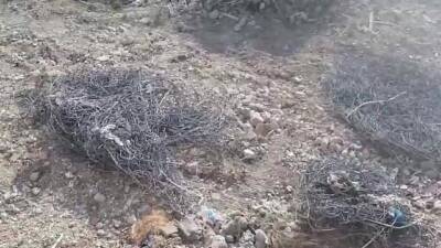 Hatay’ın Defne ilçesi Gültepe Mahallesi’nde Armutlu Mezarlığı çevresi kontrolsüz moloz