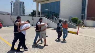 Hatay Emniyet Müdürlüğü ekipleri, aranan şahısların yakalanmasına yönelik yürütülen planlı