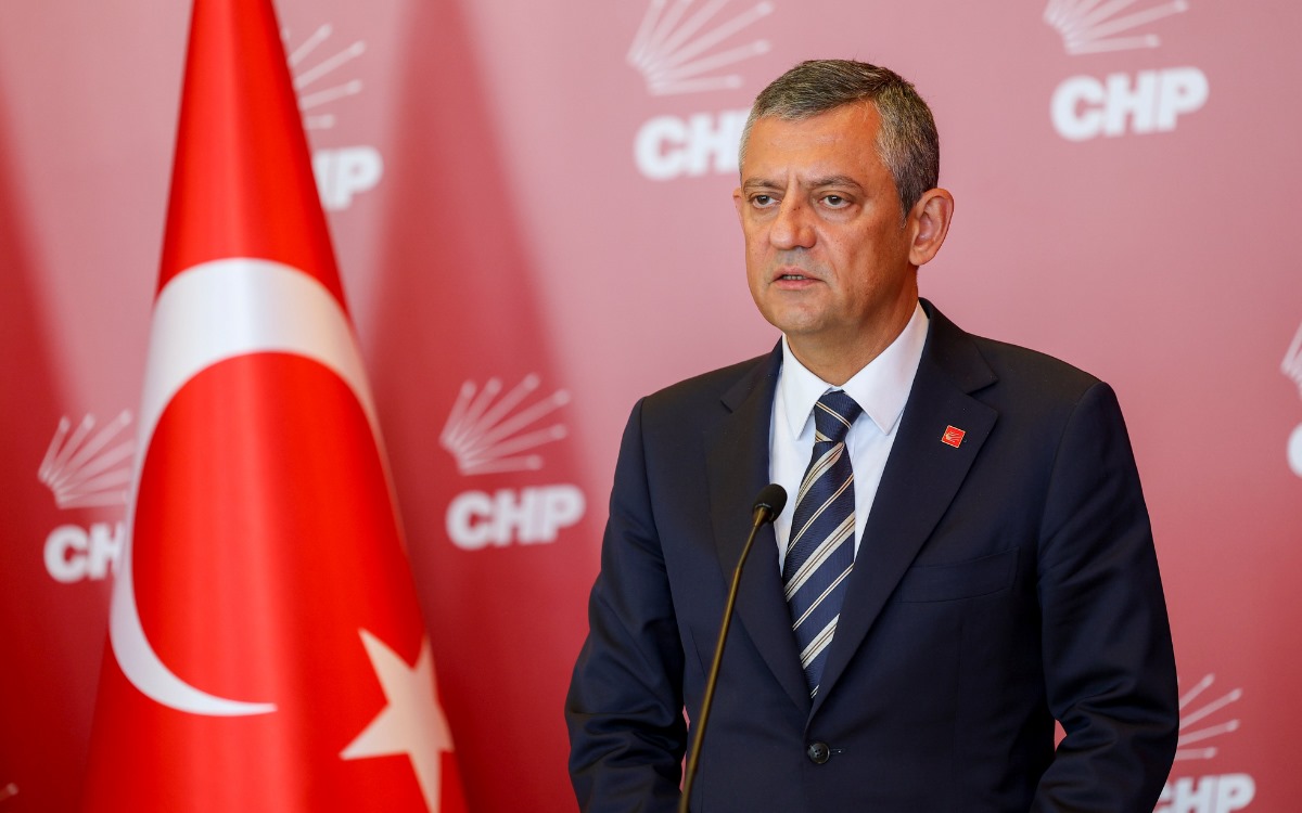 CHP Genel Başkanı Özgür Özel, TBMM’de kurulacak komisyona katılım şartlarını